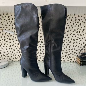 Public Desire high heel Cowboy- style boot